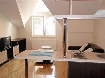 Apartament Fortress *