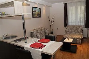 Apartament Fortress *